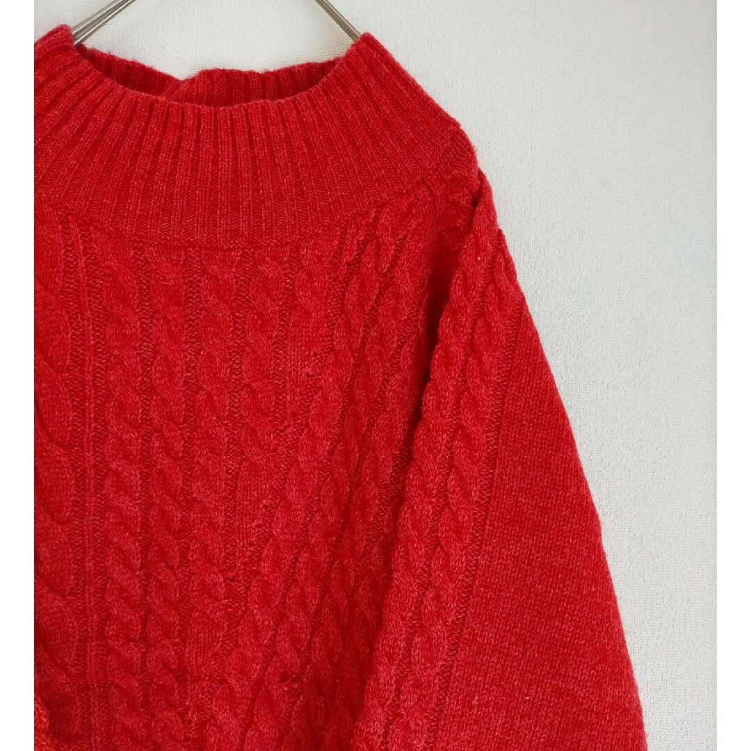 SIMPLE LIFE(シンプルライフ)のSIMPLE LIFE ケーブル編み プルオーバー ニット セーター 赤 レディースのトップス(ニット/セーター)の商品写真