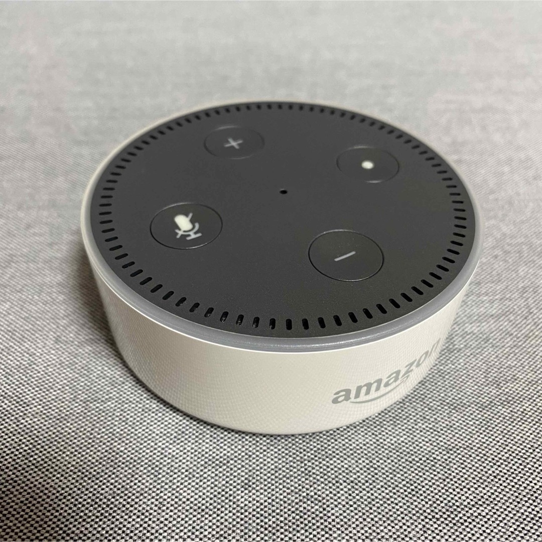 Amazon(アマゾン)のEcho Dot 第2世代 スマートスピーカー with Alexa ホワイト スマホ/家電/カメラのオーディオ機器(スピーカー)の商品写真