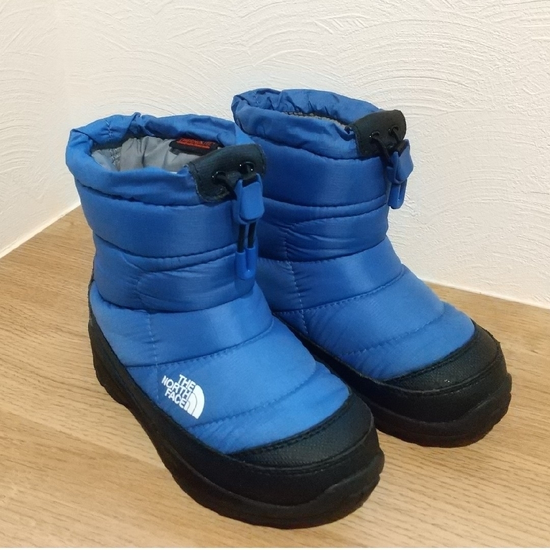 THE NORTH FACE(ザノースフェイス)の【美品】ノースフェイス ヌプシ 18cm  ブーツ  スノーブーツ キッズ/ベビー/マタニティのキッズ靴/シューズ(15cm~)(ブーツ)の商品写真