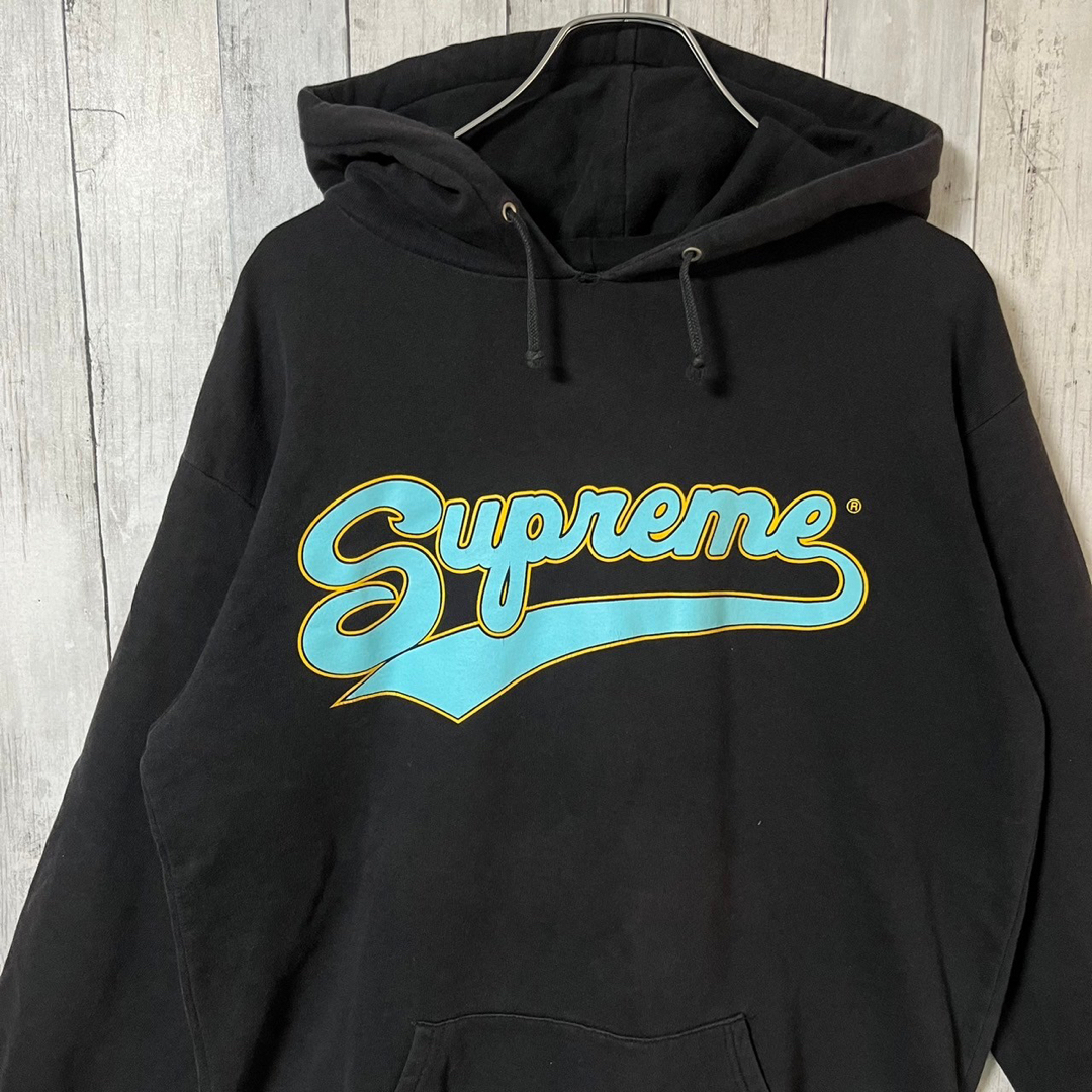 Supreme - supreme シュプリーム パーカー L プリント センターロゴ ...