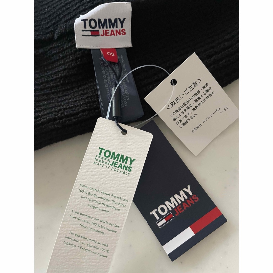 TOMMY JEANS(トミージーンズ)のトミージーンズ　 ニットキャップ ニット帽 ロゴ BLACK 新品 メンズの帽子(ニット帽/ビーニー)の商品写真