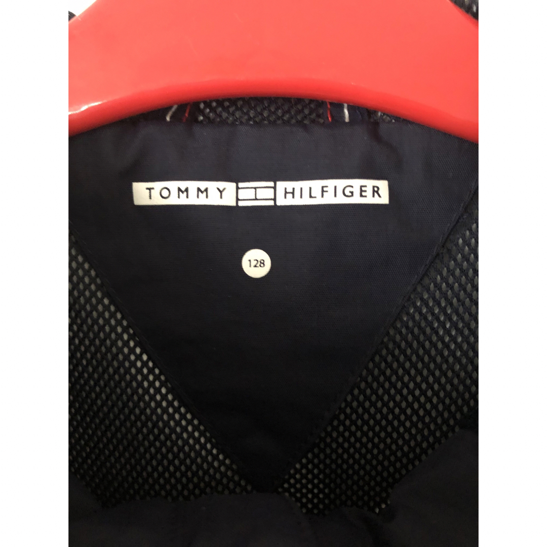 TOMMY HILFIGER(トミーヒルフィガー)のトミーフィルフィガー　ジャンパー　サイズ128 キッズ/ベビー/マタニティのキッズ服男の子用(90cm~)(ジャケット/上着)の商品写真