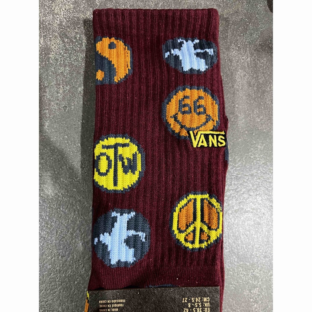 VANS(ヴァンズ)の【専用】VANS　SOCKS バンズ　ソックス　靴下　6足セット メンズのレッグウェア(ソックス)の商品写真