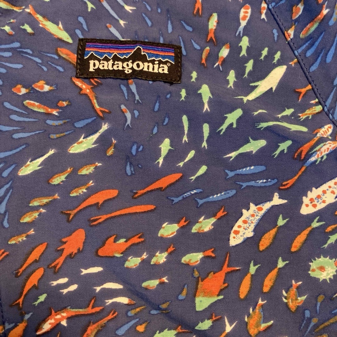 patagonia(パタゴニア)のパタゴニア ウインドブレーカー100 キッズ/ベビー/マタニティのキッズ服男の子用(90cm~)(ジャケット/上着)の商品写真
