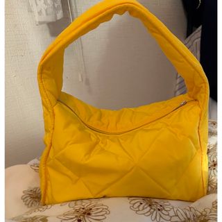 コス(COS)のヒカル様専用　COS コス ダイアモンド キルティング ハンド バッグ　イエロー(ショルダーバッグ)