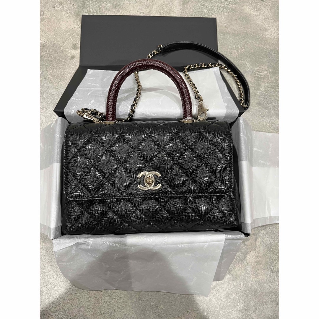 CHANEL - 新品CHANELシャネル ココハンドル 24 XS トップ CHANEL - 新品CHANELシャネル ココハンドル 24 XS トップ