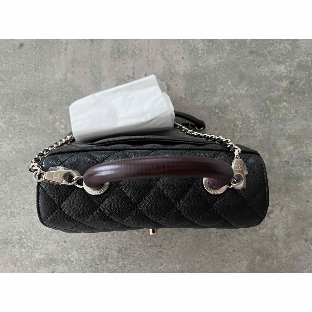 CHANEL - 新品CHANELシャネル ココハンドル 24 XS トップ CHANEL - 新品CHANELシャネル ココハンドル 24 XS トップ