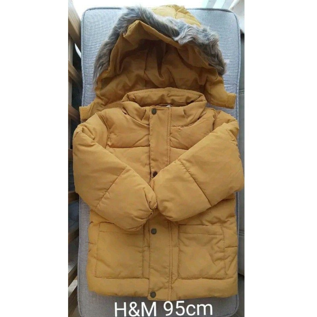 H&M(エイチアンドエム)のH&M ダークイエロー コート 95cm キッズ/ベビー/マタニティのキッズ服男の子用(90cm~)(コート)の商品写真