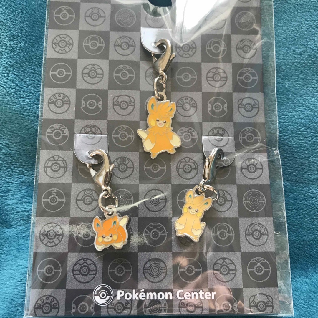 ポケモン(ポケモン)のポケモンセンター パモ進化系メタルチャーム エンタメ/ホビーのおもちゃ/ぬいぐるみ(キャラクターグッズ)の商品写真