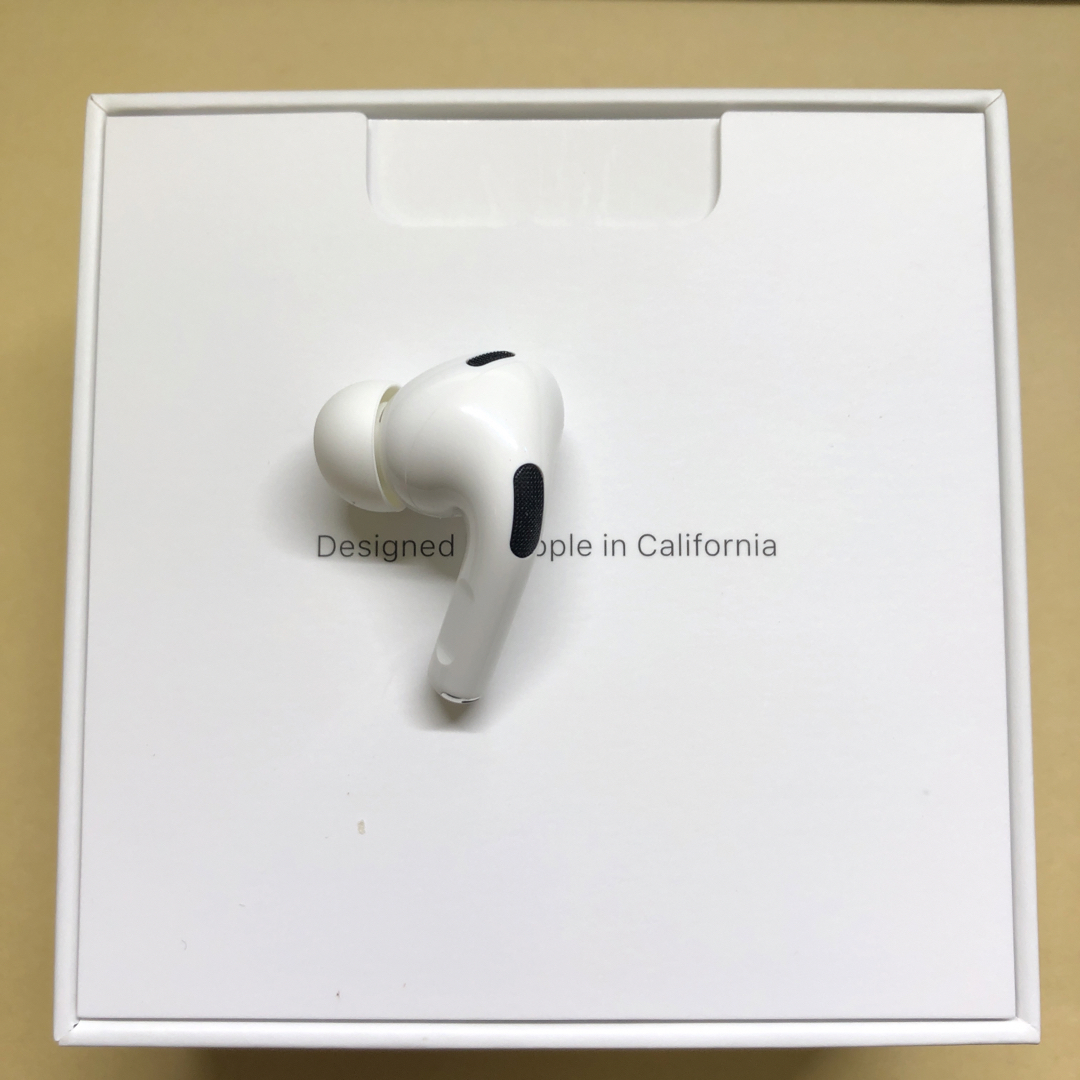 スマホ/家電/カメラApple Airpods Pro 第２世代　左側　左耳　左