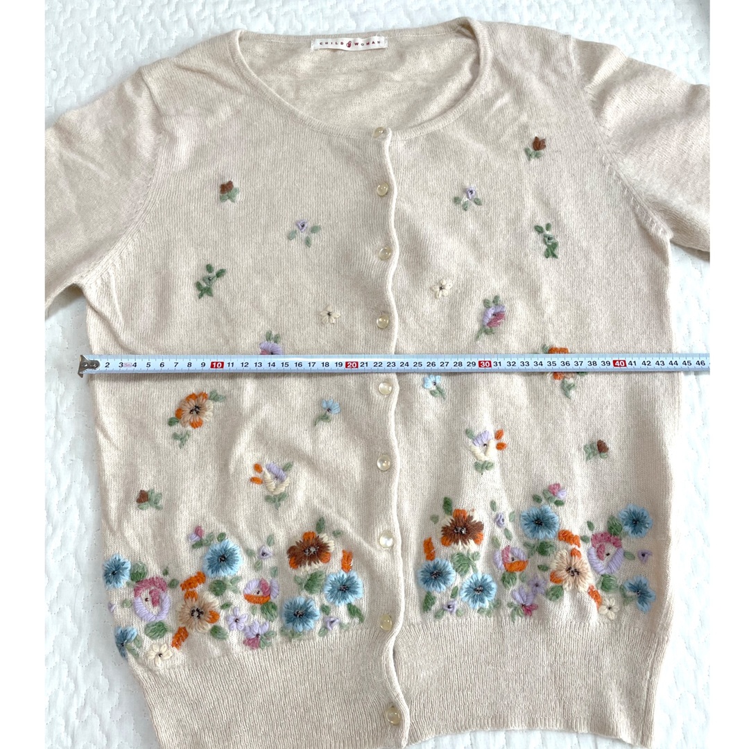 CHILD WOMAN(チャイルドウーマン)の【CHILD WOMAN】刺繍ニットカーディガン レディースのトップス(カーディガン)の商品写真