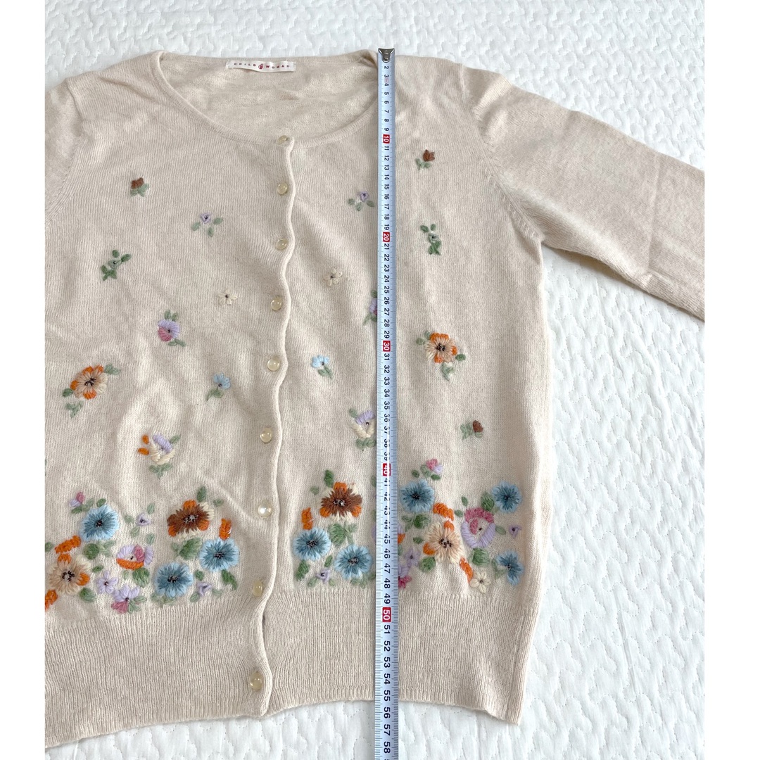 CHILD WOMAN(チャイルドウーマン)の【CHILD WOMAN】刺繍ニットカーディガン レディースのトップス(カーディガン)の商品写真