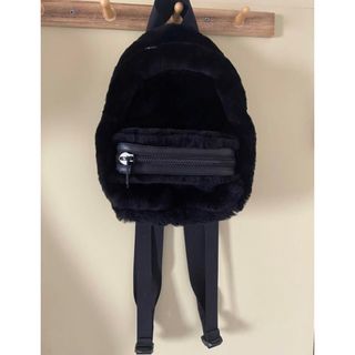 アレキサンダーワン(Alexander Wang)のアレキサンダーワン ムートンバッグパック(リュック/バックパック)