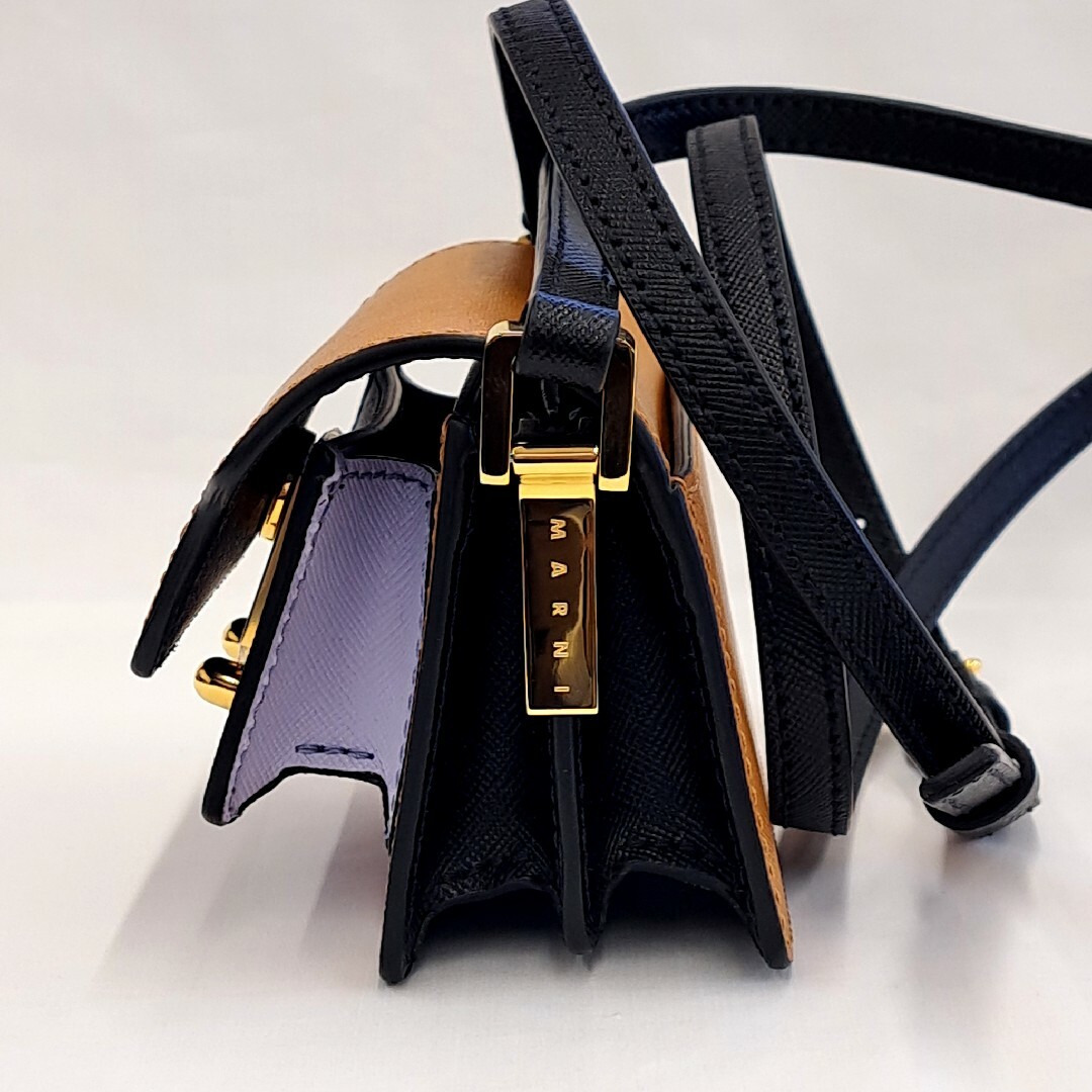 MARNI - マルニ MARNI ショルダーバッグ バイカラー ナノ MARNI - マルニ MARNI ショルダーバッグ バイカラー ナノ