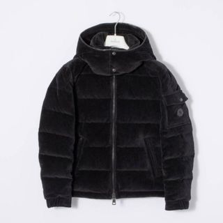 モンクレール(MONCLER)のモンクレールダウン(ダウンジャケット)