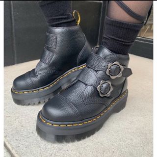 新品[Dr.Martens] カジュアルドクターマーチンブーツ　ブラック