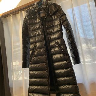 モンクレール(MONCLER)の【最終値引き中】モンクレール　ダウン　ロングコート(ダウンコート)