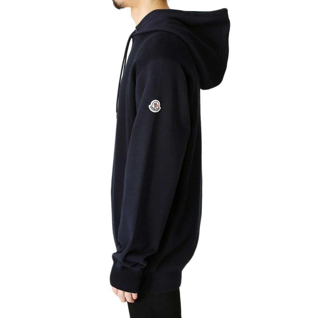 MONCLER(モンクレール)の送料無料 54 MONCLER ネイビー ロゴ パーカー フーディ 9C00019 V9168 size XL メンズのトップス(パーカー)の商品写真