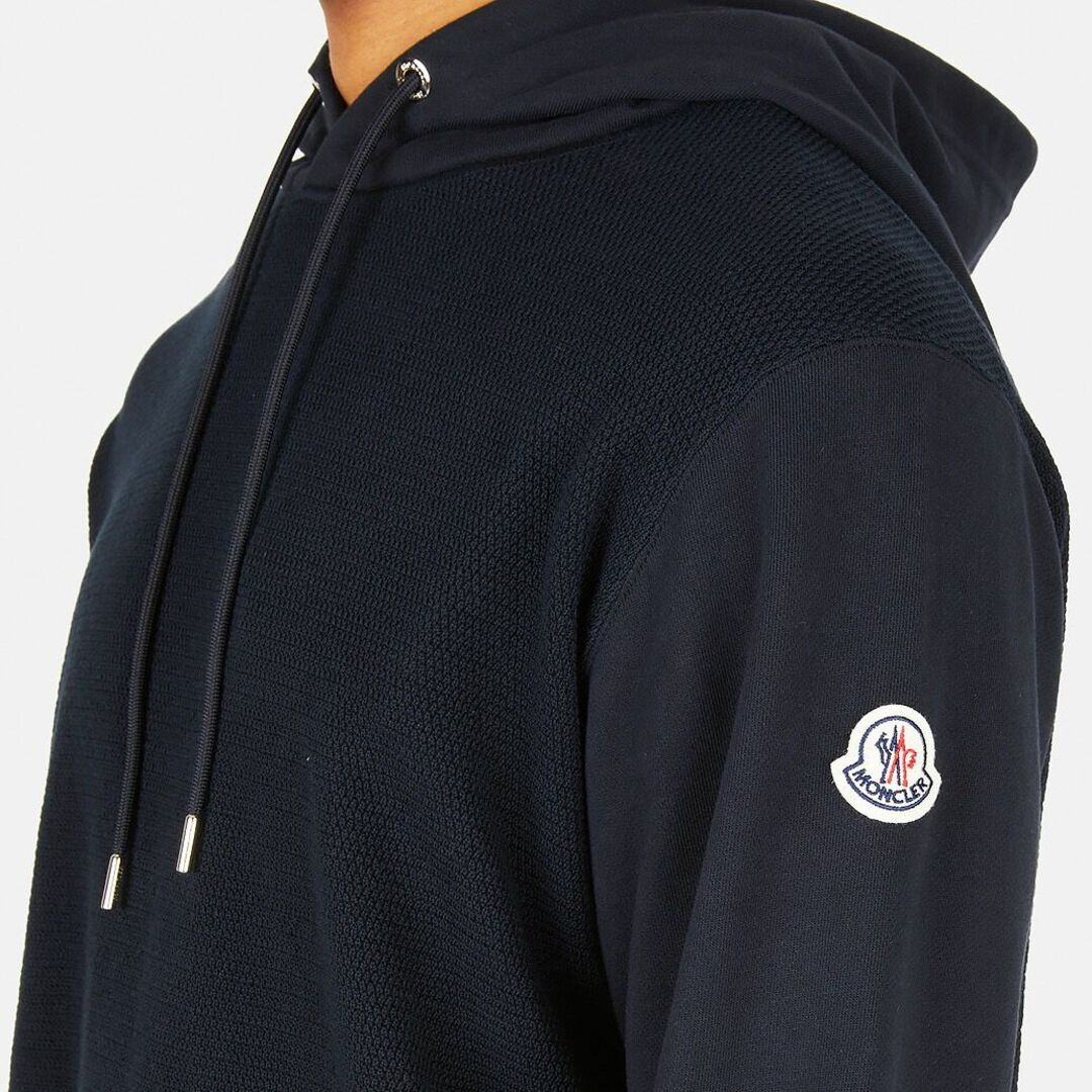 MONCLER(モンクレール)の送料無料 54 MONCLER ネイビー ロゴ パーカー フーディ 9C00019 V9168 size XL メンズのトップス(パーカー)の商品写真