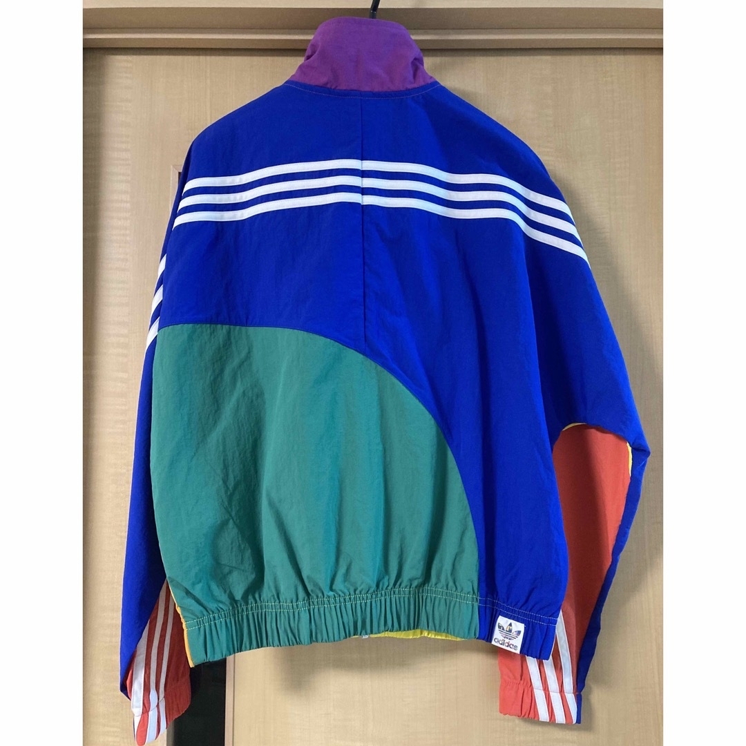 adidas(アディダス)のアディダス　オリジナルス　マルチカラー　トラックジャケット　ジャンバー メンズのジャケット/アウター(ナイロンジャケット)の商品写真