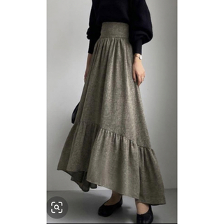 ジュノア(JUNOAH)のlouere ツイード裾フレアスカート(ロングスカート)