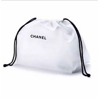 シャネル(CHANEL)のCHANEL 巾着 ポーチ ノベルティ ホワイト×ブラック シャネル 白黒ロゴ(ポーチ)