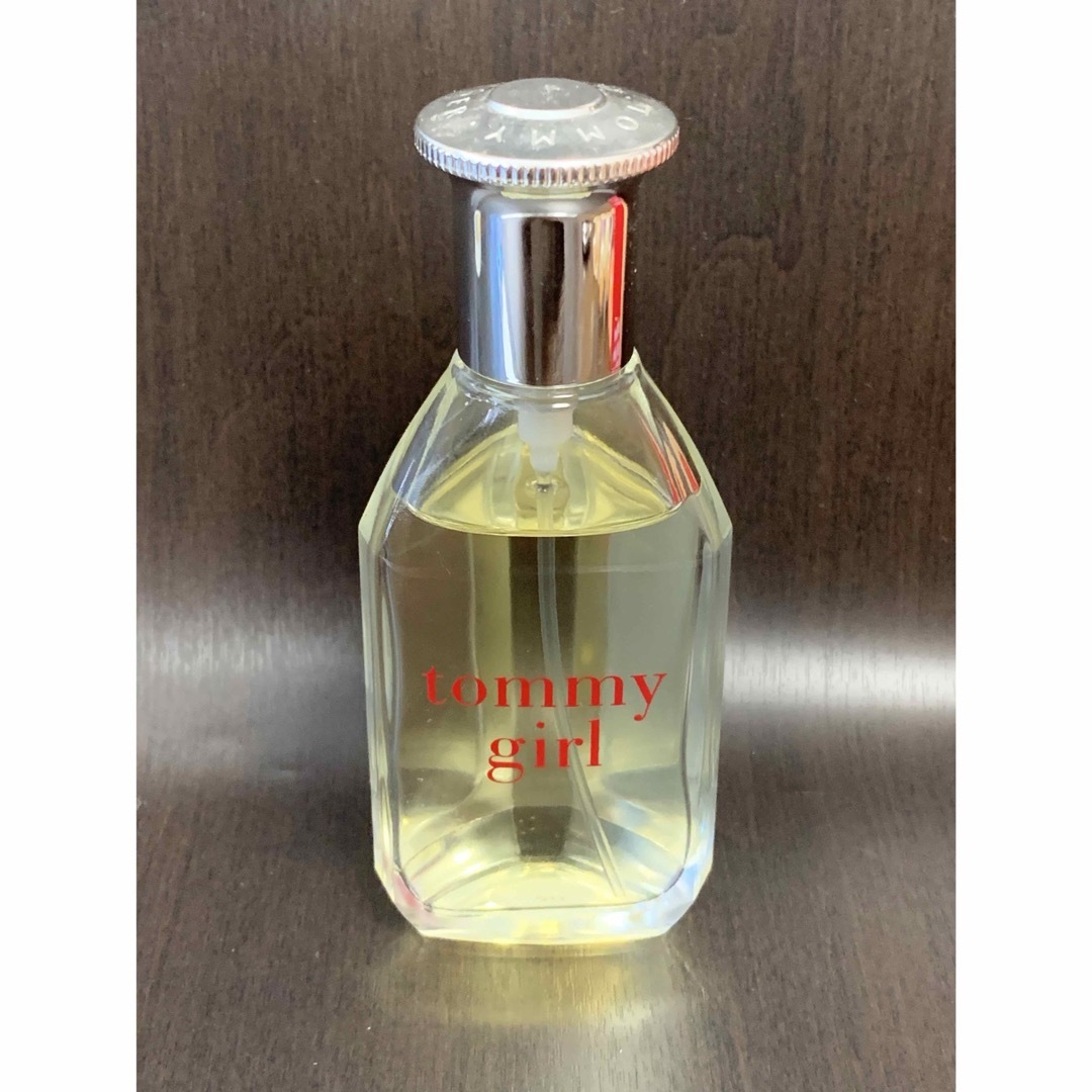 tommy girl(トミーガール)の《美品・残量多！！》《送料無料》⭐︎トミーガール オードトワレ 50ml ♪⭐︎ コスメ/美容の香水(香水(女性用))の商品写真