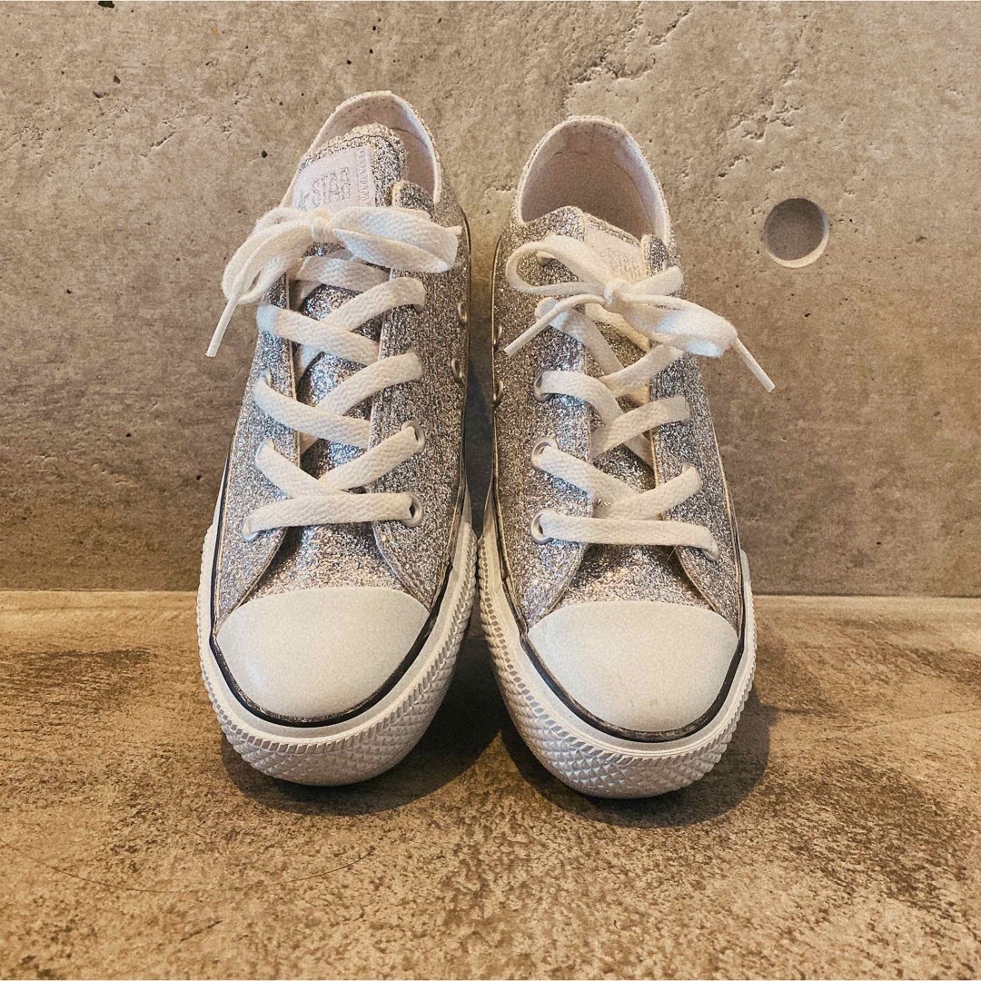 CONVERSE(コンバース)のCONVERSE コンバース オールスター　シルバー　グリッター レディースの靴/シューズ(スニーカー)の商品写真