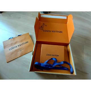 LOUISVUITTON　ギフトセット　箱　リボン(ショップ袋)