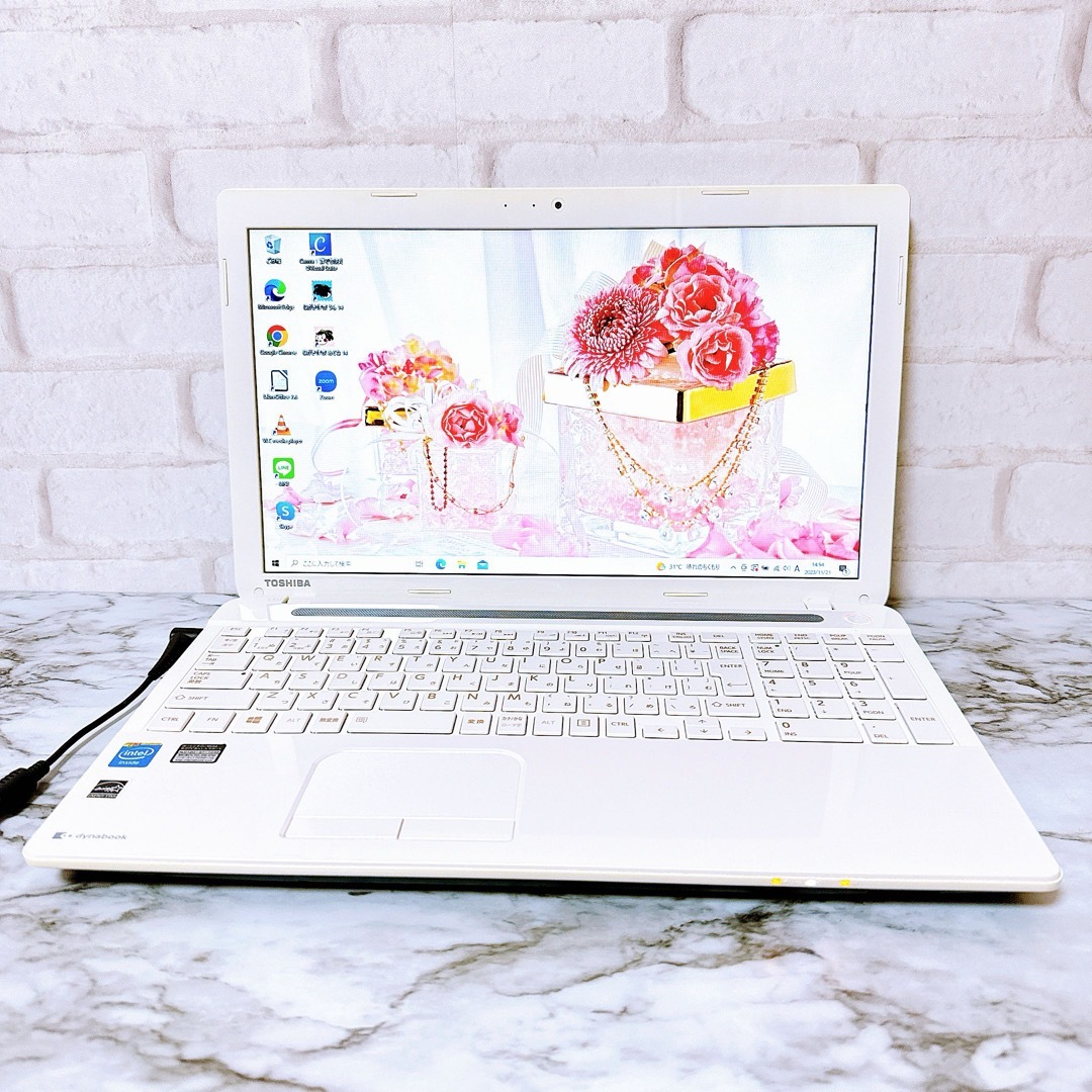 東芝 - 早い者勝ち✨大容量750GB✨カメラ付✨すぐ使えるノートパソコン