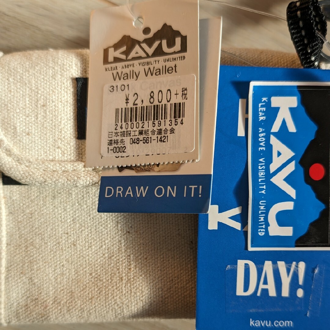 KAVU(カブー)のkavu 新品　Wallet レディースのファッション小物(財布)の商品写真