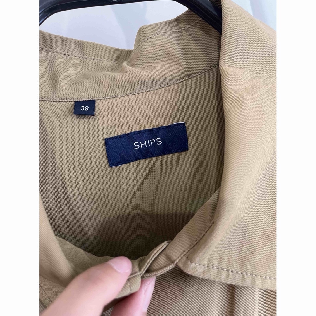 SHIPS(シップス)の【値下げ&美品】SHIPS シャツワンピース 38 ベージュ レディースのワンピース(ひざ丈ワンピース)の商品写真