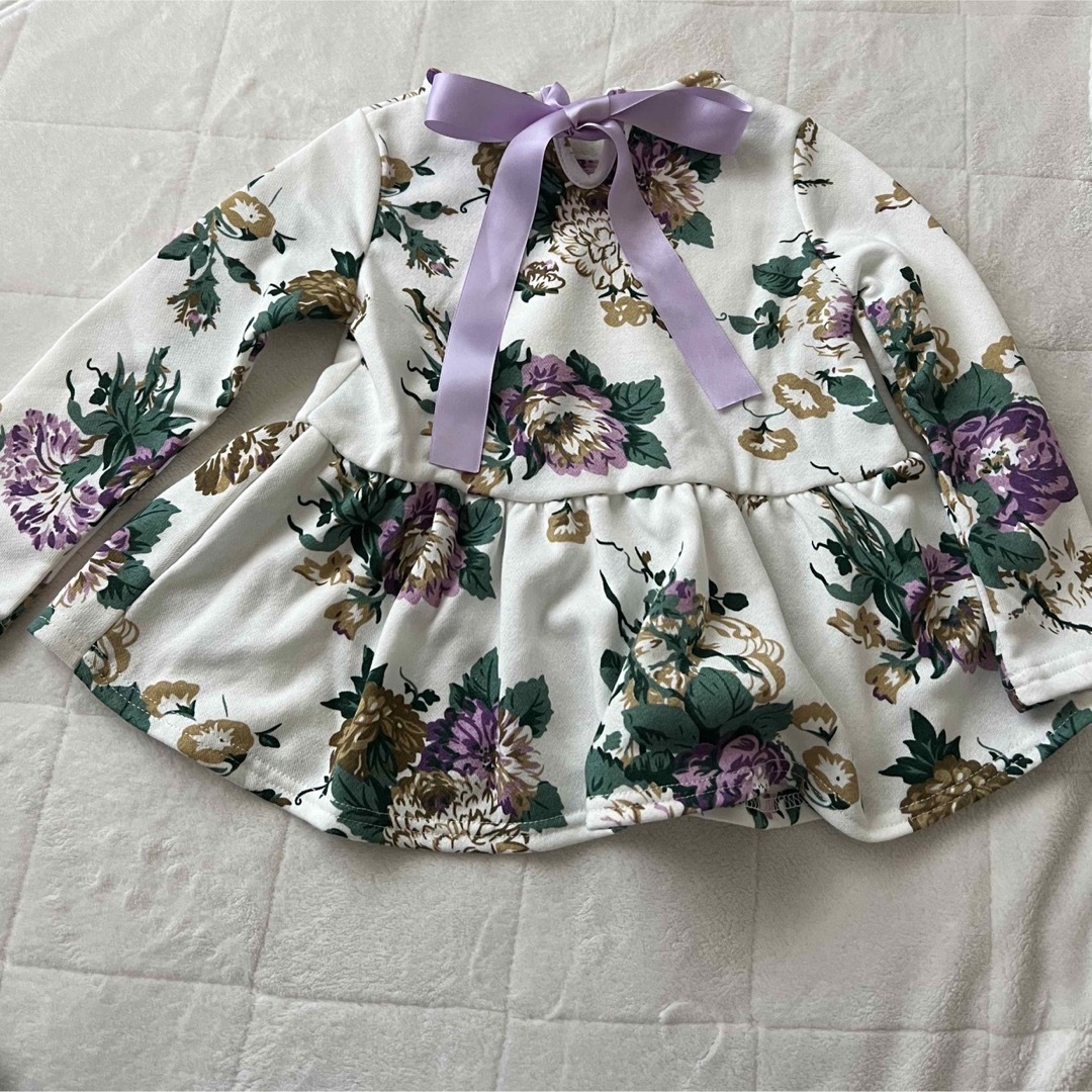 Bee(ビー)のBee des Bee ワンピース　100サイズ キッズ/ベビー/マタニティのキッズ服女の子用(90cm~)(ワンピース)の商品写真