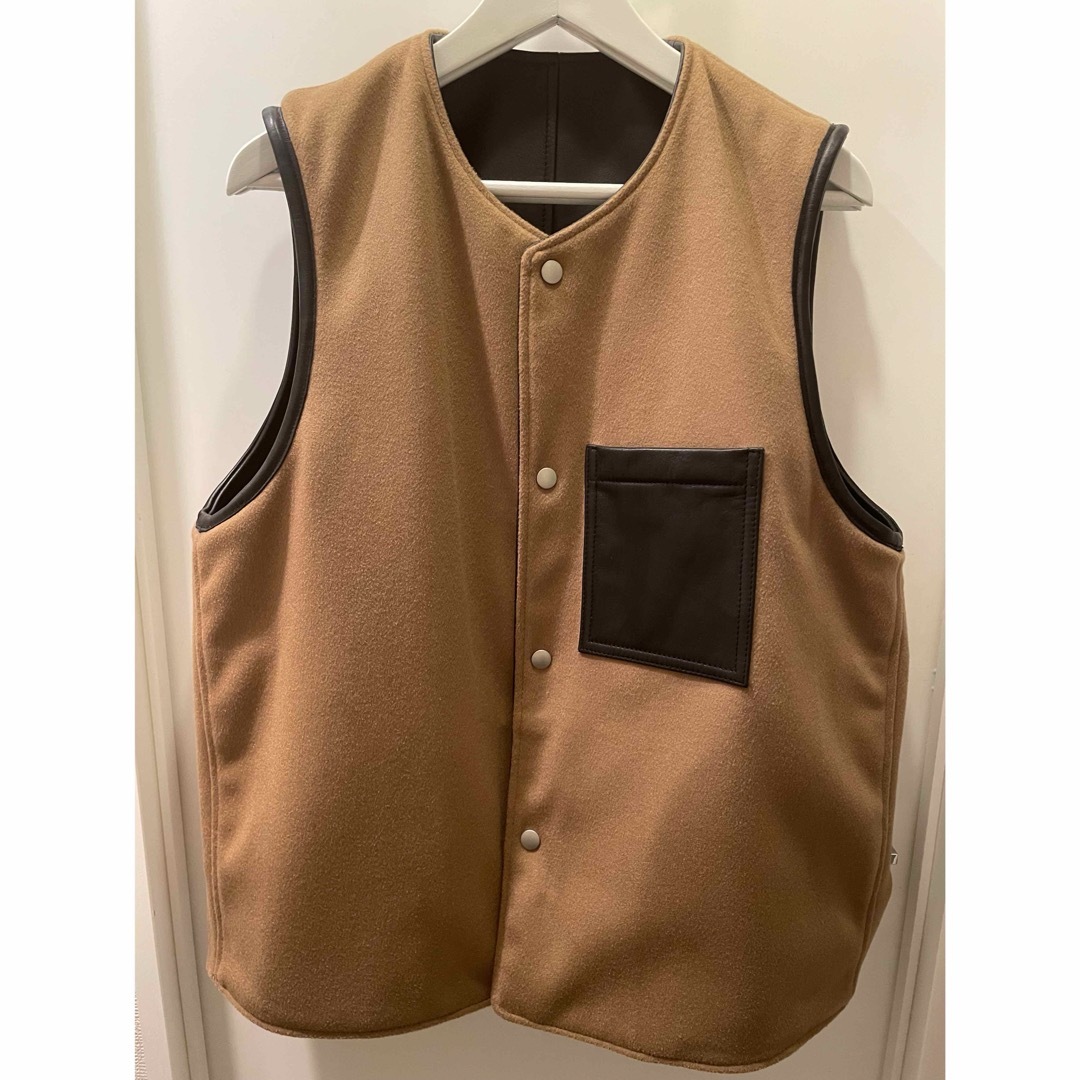 7x7(セブンバイセブン)のsevenbyseven  REVERSIBLE LEATHER VEST メンズのトップス(ベスト)の商品写真