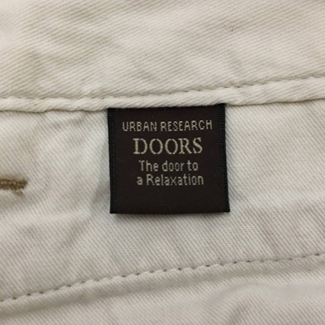 URBAN RESEARCH DOORS(アーバンリサーチドアーズ)のアーバンリサーチ ドアーズ パンツ チノ テーパード 無地 36 ベージュ レディースのパンツ(チノパン)の商品写真