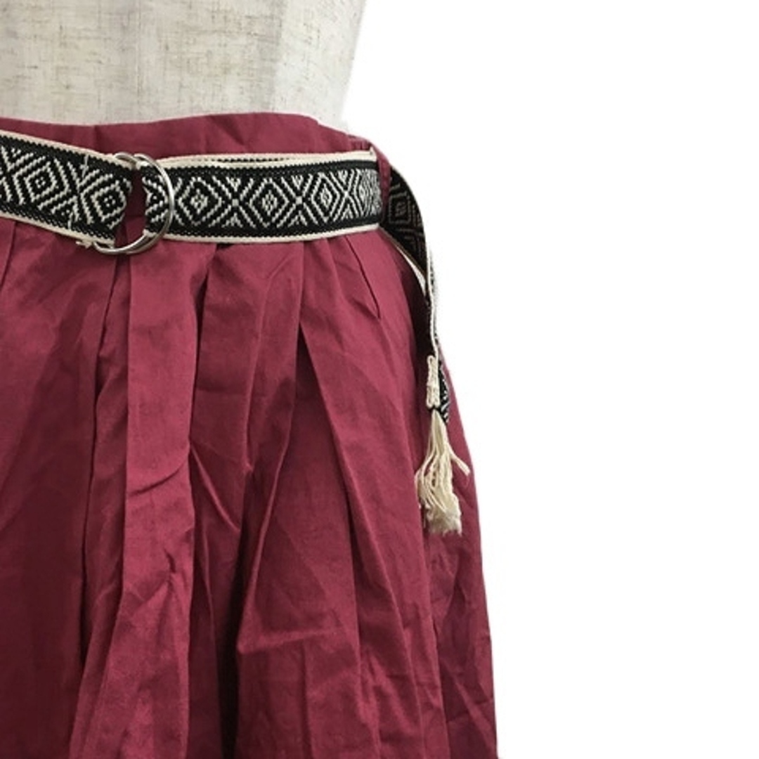 mysty woman(ミスティウーマン)のミスティウーマン スカート フレア ギャザー 膝丈 タック 無地 F ピンク レディースのスカート(ひざ丈スカート)の商品写真