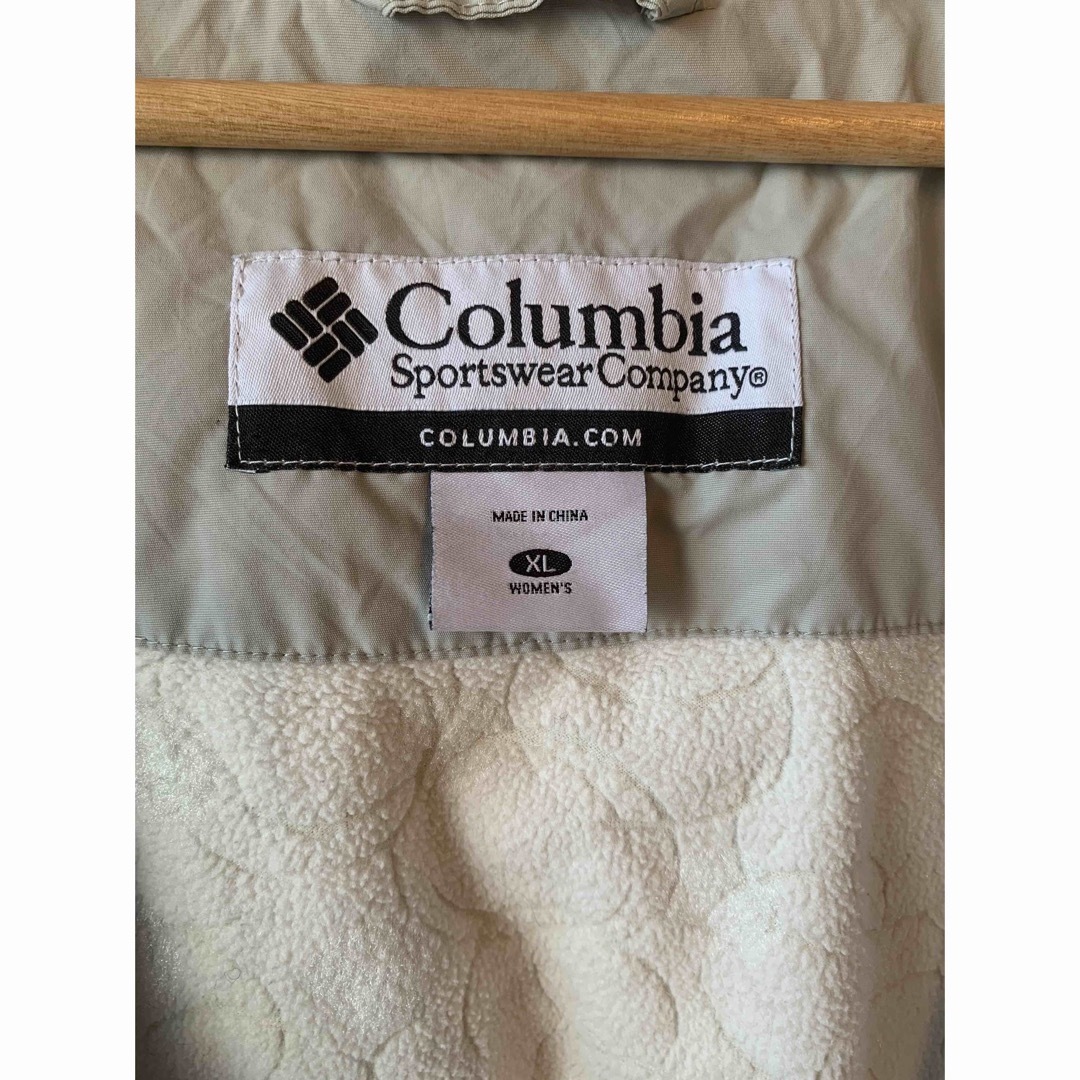 Columbia(コロンビア)の値下げ!! Columbia レディースマウンテンパーカー XLサイズ レディースのジャケット/アウター(ナイロンジャケット)の商品写真