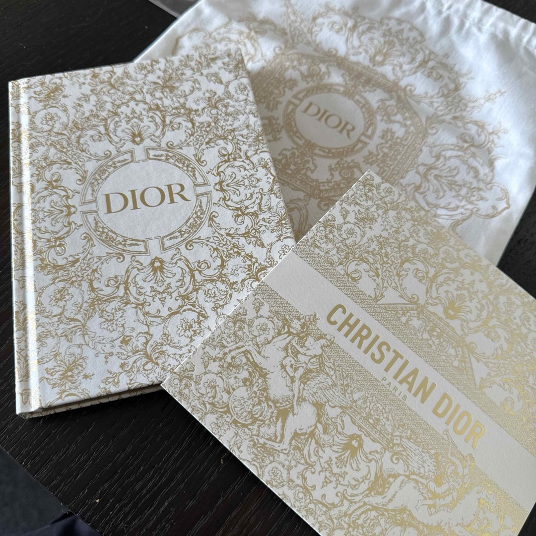 Christian Dior(クリスチャンディオール)のDior ノート 巾着袋 非売品 エンタメ/ホビーのコレクション(ノベルティグッズ)の商品写真