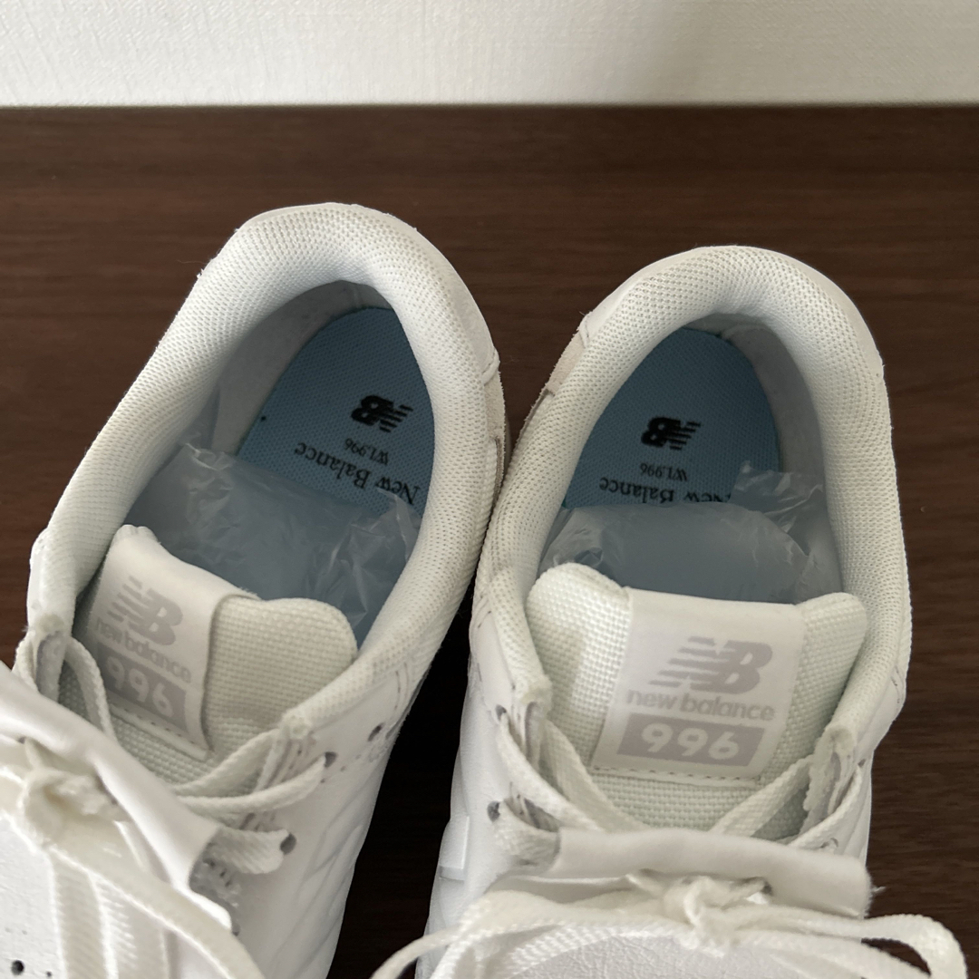 New Balance(ニューバランス)のmiyuking様ご専用ニューバランス厚底996タッセル　24.5 ホワイト レディースの靴/シューズ(スニーカー)の商品写真