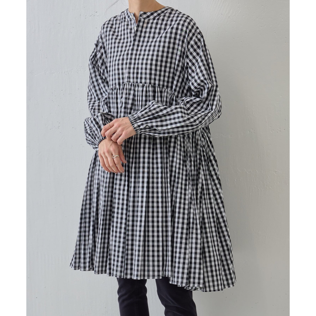 新品 BEARDSLEY(ビアズリー) ♡ 先染めギャザーチュニックブラウス | フリマアプリ ラクマ