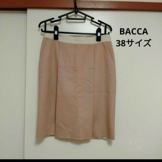 バッカ(BACCA)のBACCA　ウールスカート　ベージュ　38サイズ　レディース　トゥモローランド(ミニスカート)