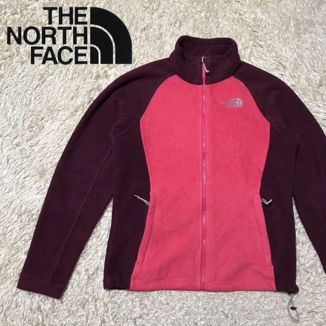 THE NORTH FACE(ザノースフェイス)の【バイカラー】ノースフェイス 銀色刺繍入りフリース ピンク あったかK696 レディースのトップス(その他)の商品写真