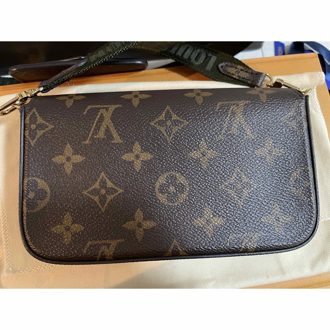 LOUIS VUITTON(ルイヴィトン)のミュルティ・ポシェット・フェリシー レディースのバッグ(ショルダーバッグ)の商品写真