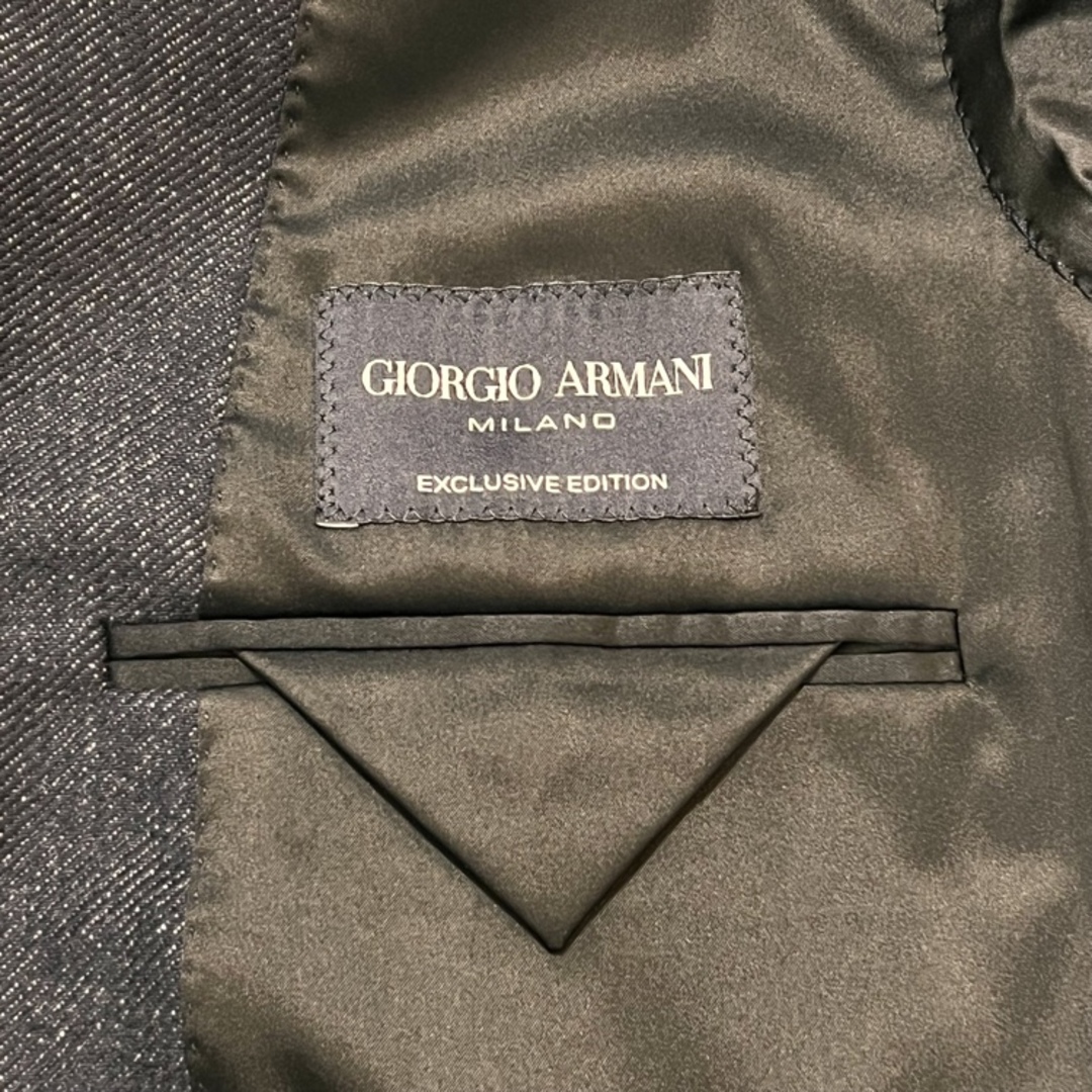 Giorgio Armani(ジョルジオアルマーニ)のGIORGIO ARMANI ジョルジオ アルマーニ EXCLUSIVE EDITION CASHMERE シングル カシミア 2B ジャケット ネイビー size 48 メンズ 8WGGG050 メンズのジャケット/アウター(テーラードジャケット)の商品写真