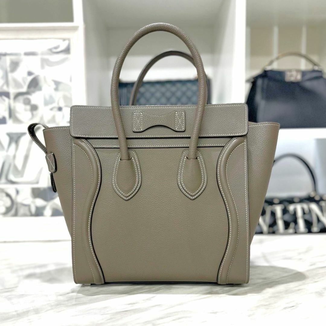 CELINE - 未使用に近い☆ セリーヌ ラゲージ マイクロ スリ CELINE - 未使用に近い☆ セリーヌ ラゲージ マイクロ スリ
