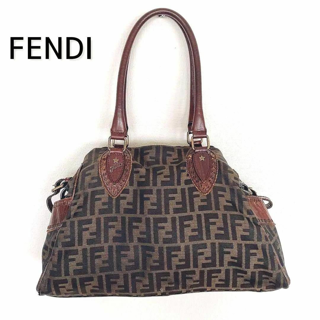 FENDI(フェンディ)のFENDI ズッカ スタッズ ドゥジュール ハンドバッグ 肩掛け キャンバス レディースのバッグ(ハンドバッグ)の商品写真