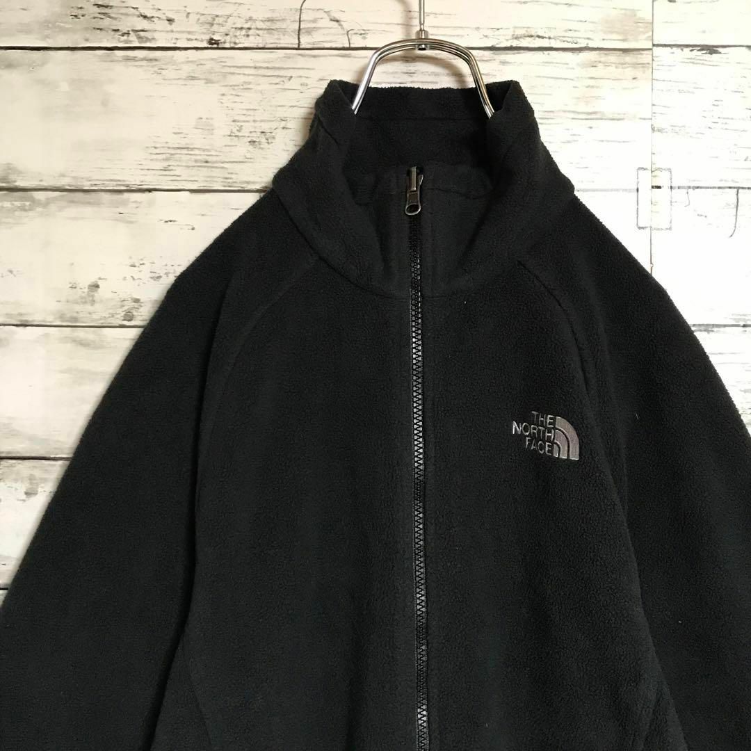 THE NORTH FACE(ザノースフェイス)の【美品】ノースフェイス 刺繍ロゴ入りフリース ブラック 人気定番K676 メンズのトップス(その他)の商品写真