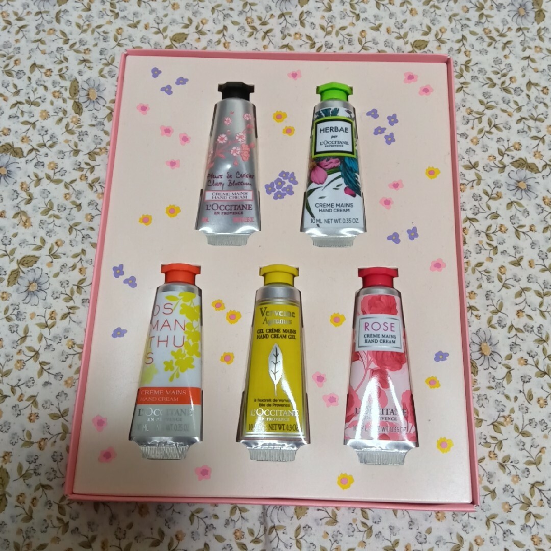 L'OCCITANE(ロクシタン)のロクシタン ハンドクリームギフトセット　10ml　5本 コスメ/美容のボディケア(ハンドクリーム)の商品写真