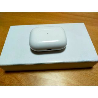 アップル(Apple)のエアポッズプロ　イヤホン✕充電ケースセット(ヘッドフォン/イヤフォン)