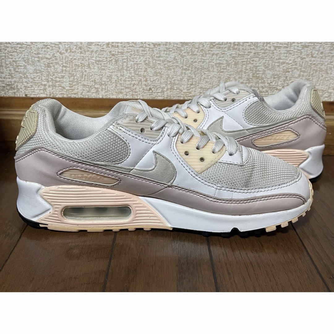 NIKE(ナイキ)のNIKE AIR MAX 90 "BARELY ROSE" 24.0cm レディースの靴/シューズ(スニーカー)の商品写真